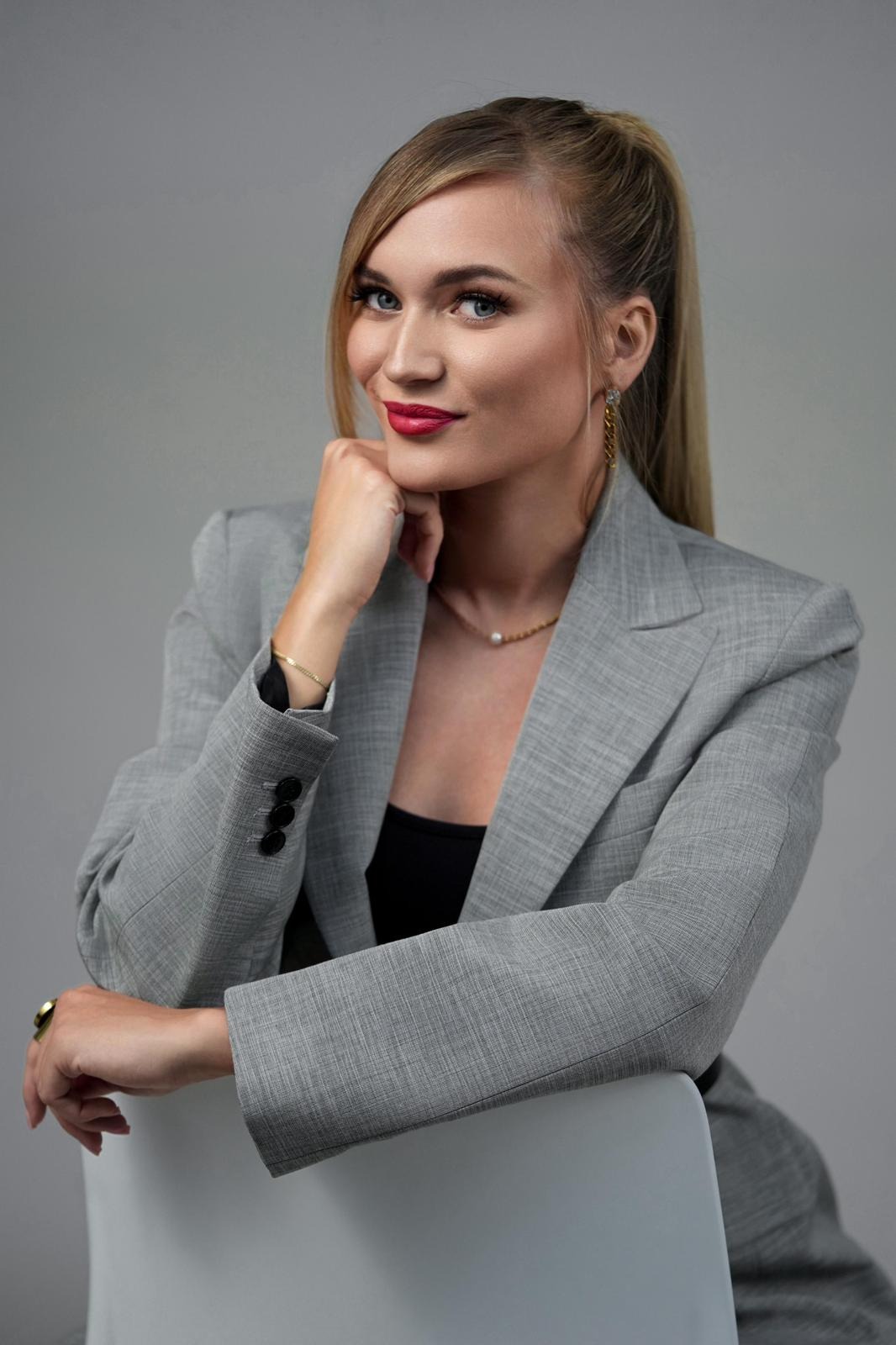 Vina  – Commercial & UGC Model bei 21 Reasons